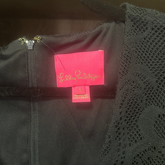 Lilly Pulitzer - Picture 2 of 4